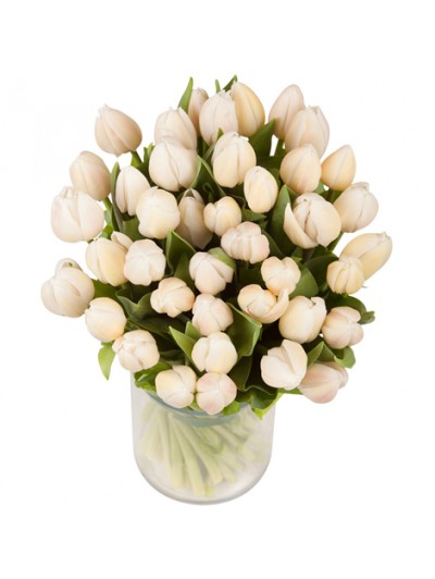 Jarron de tulipanes blancos